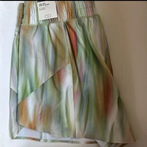 Calia by Carrie Underwood High rise Step Up Short 3” Inseam Size Large